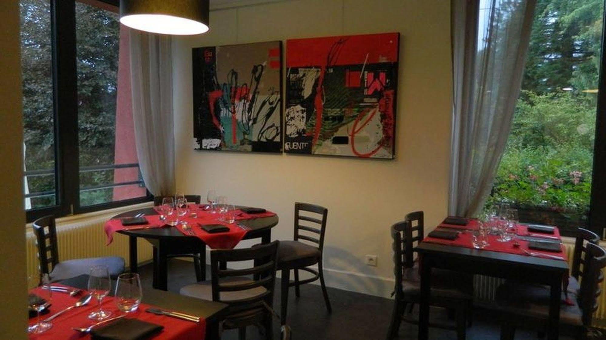 Hotel Restaurant L Echo Du Lac Gérardmer Kültér fotó